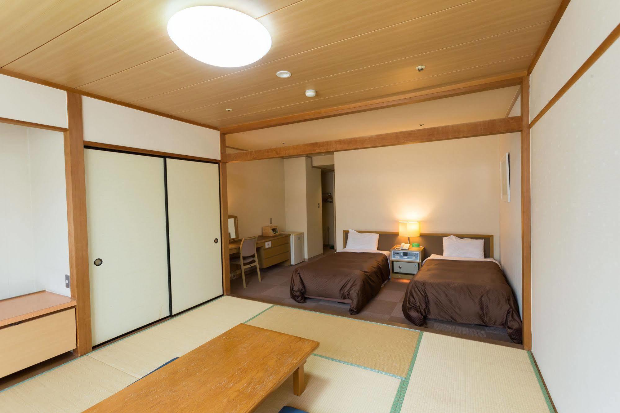 Washigatake Kogen Hotel Rainbow Gujo Exterior photo