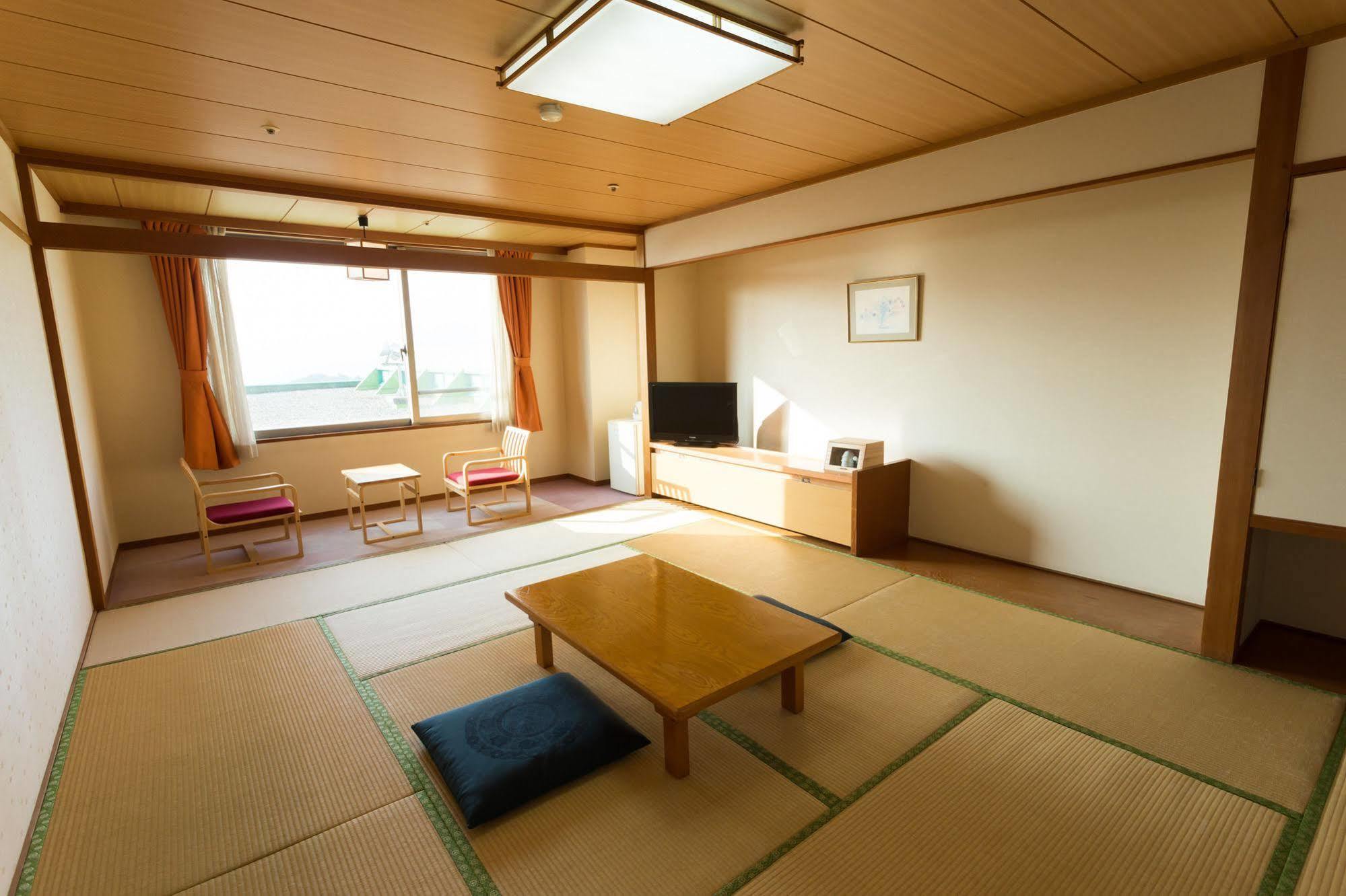 Washigatake Kogen Hotel Rainbow Gujo Exterior photo